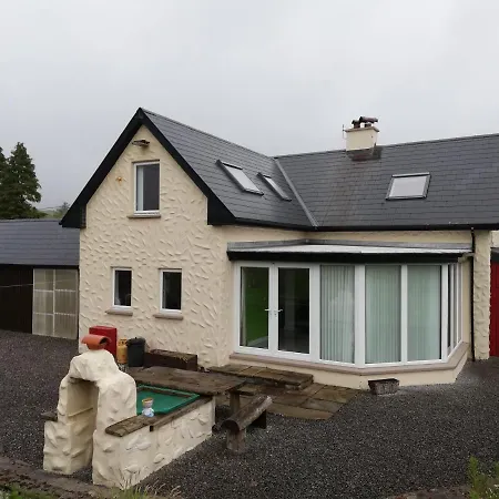 Cuilcagh House Отель Блэклайон